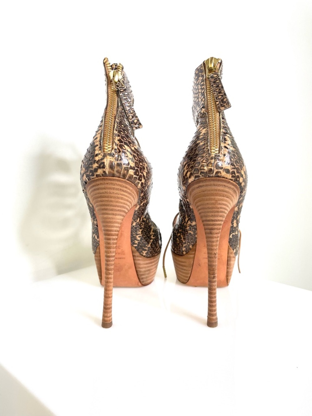 Runway | Alexander McQueen | Genuine Python Gladiator Cage Platform Heels | RARE - Picture 7 of 9
